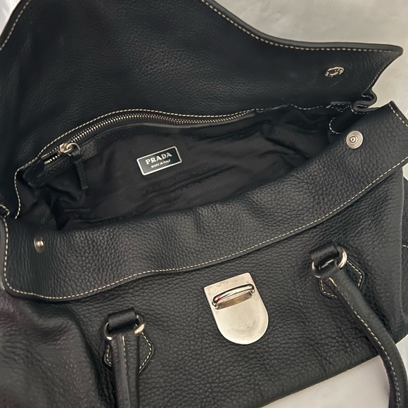 Prada 🖤 Tessuto 🖤 Leather Designer Bag - Picture 6 of 13